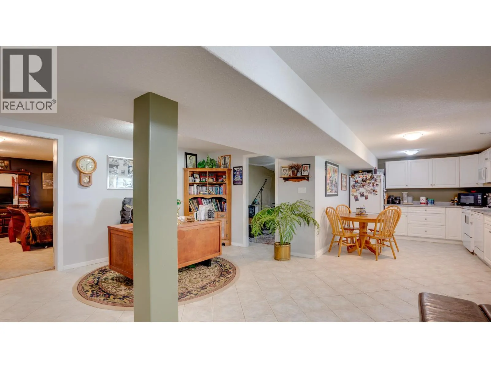 4767 Grandview Flats N Road