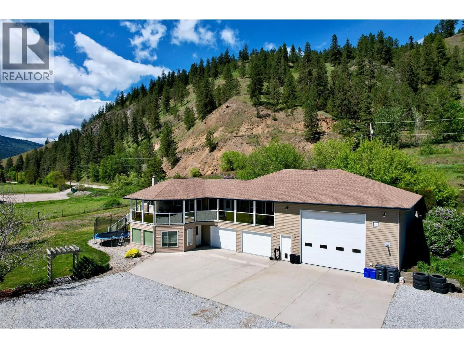 4767 Grandview Flats N Road