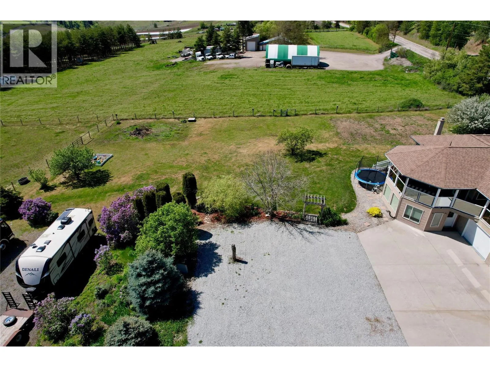 4767 Grandview Flats N Road