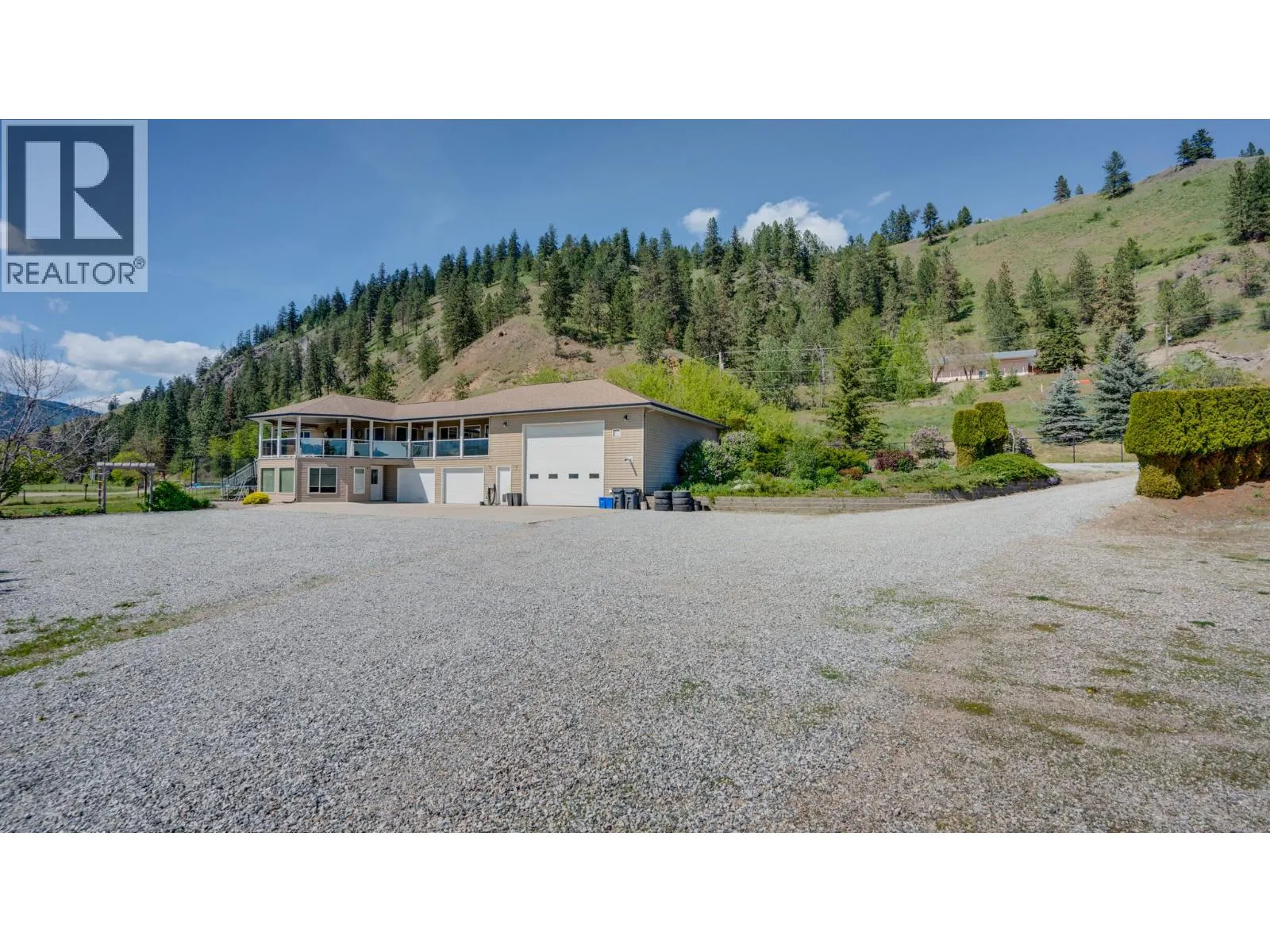 4767 Grandview Flats N Road