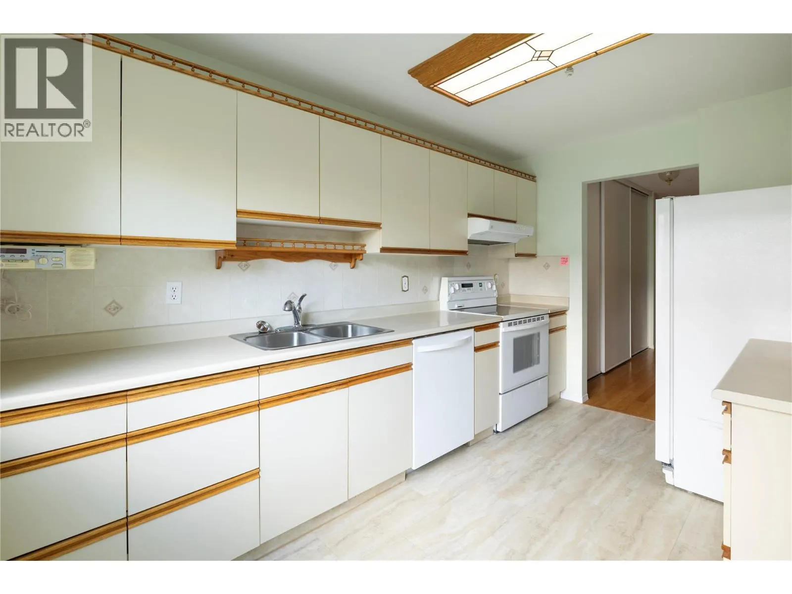 1045 Sutherland Avenue Unit# 115B