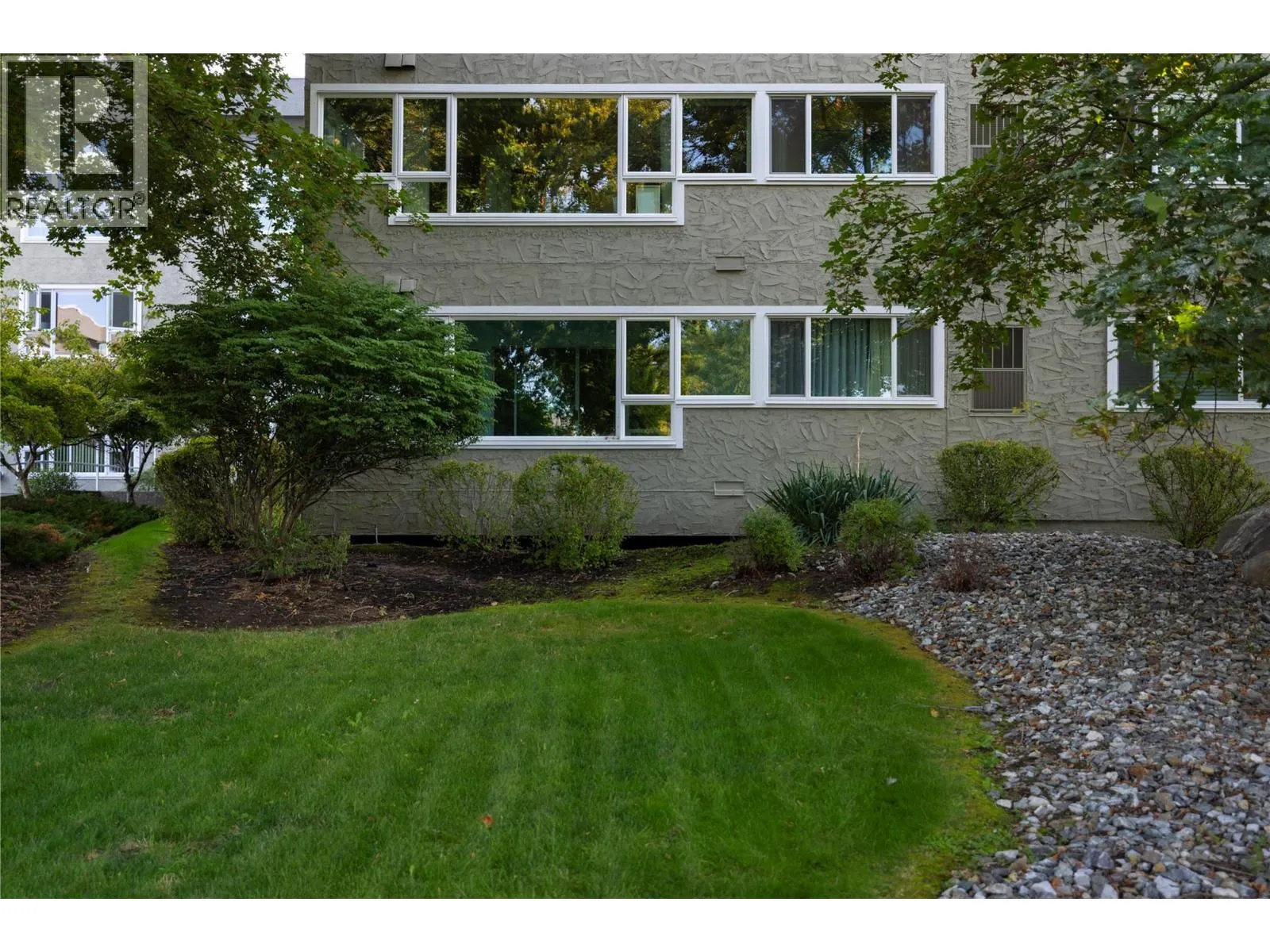 1045 Sutherland Avenue Unit# 115B