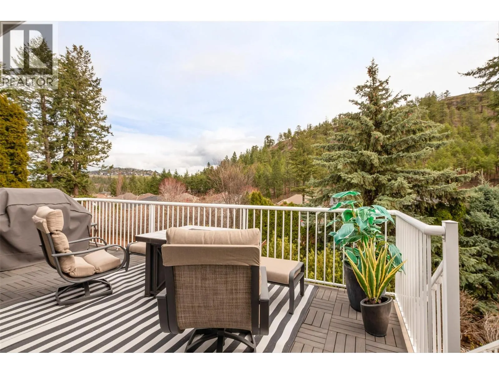 355 Woodpark Crescent