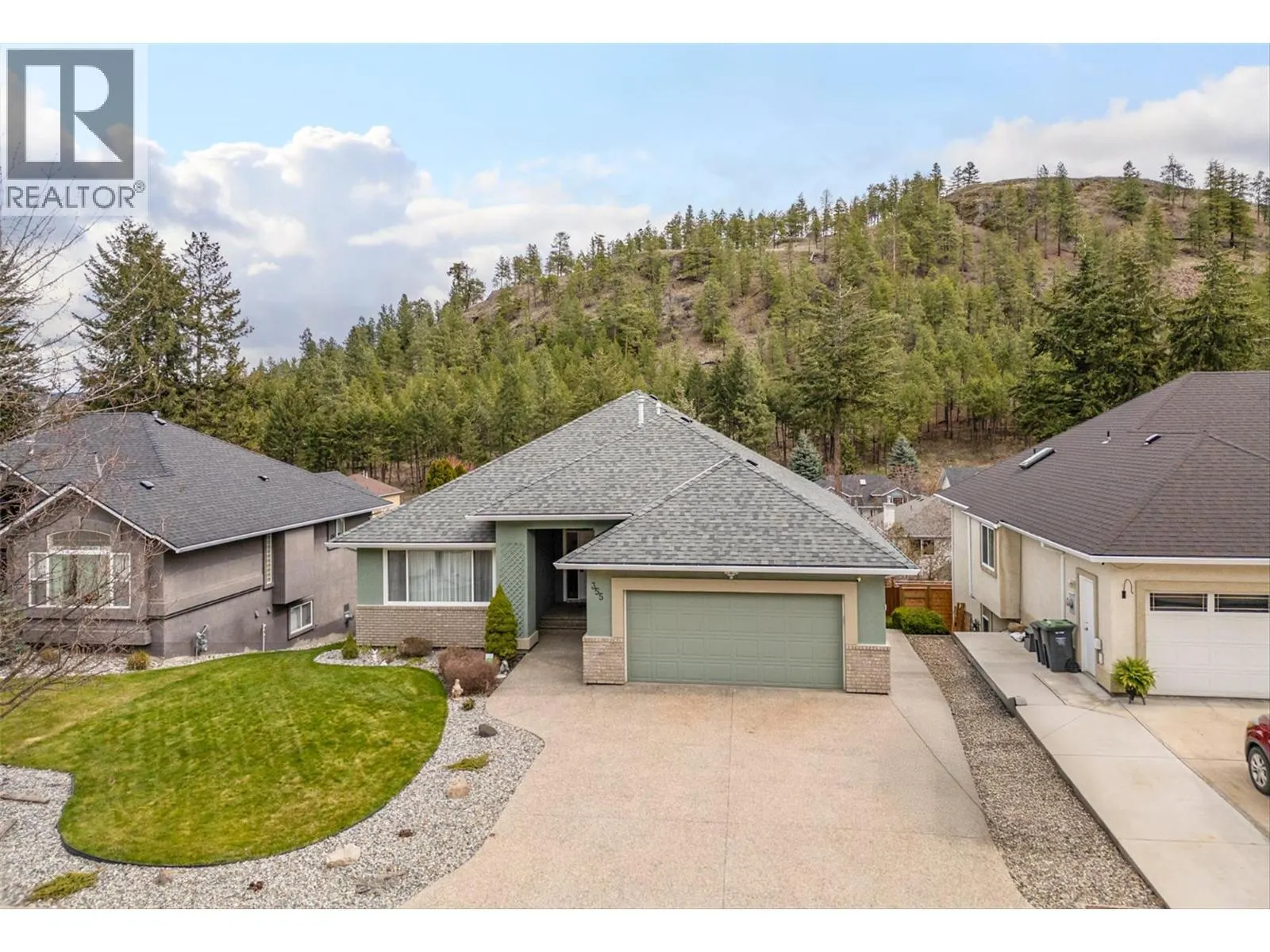 355 Woodpark Crescent
