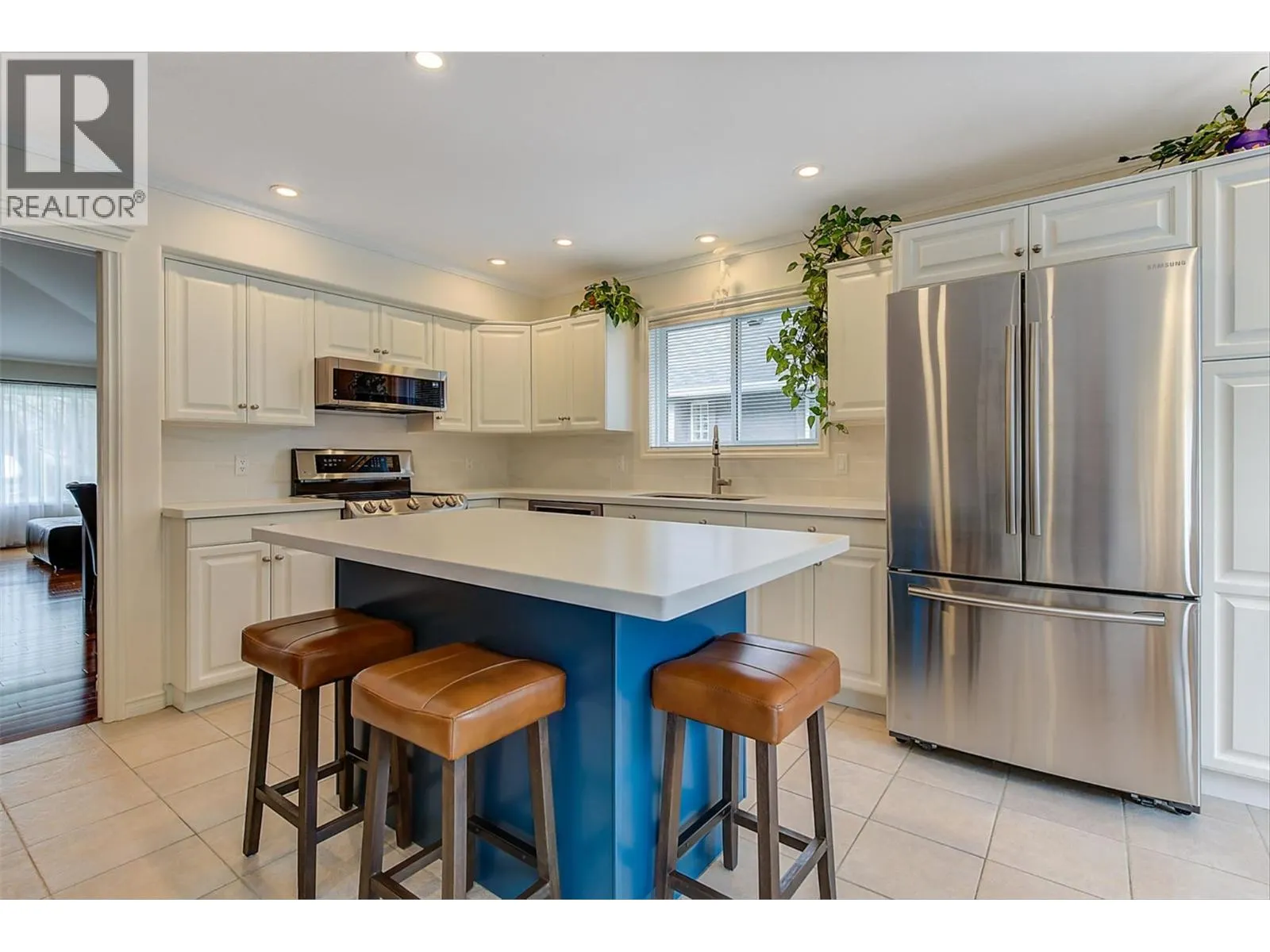 355 Woodpark Crescent