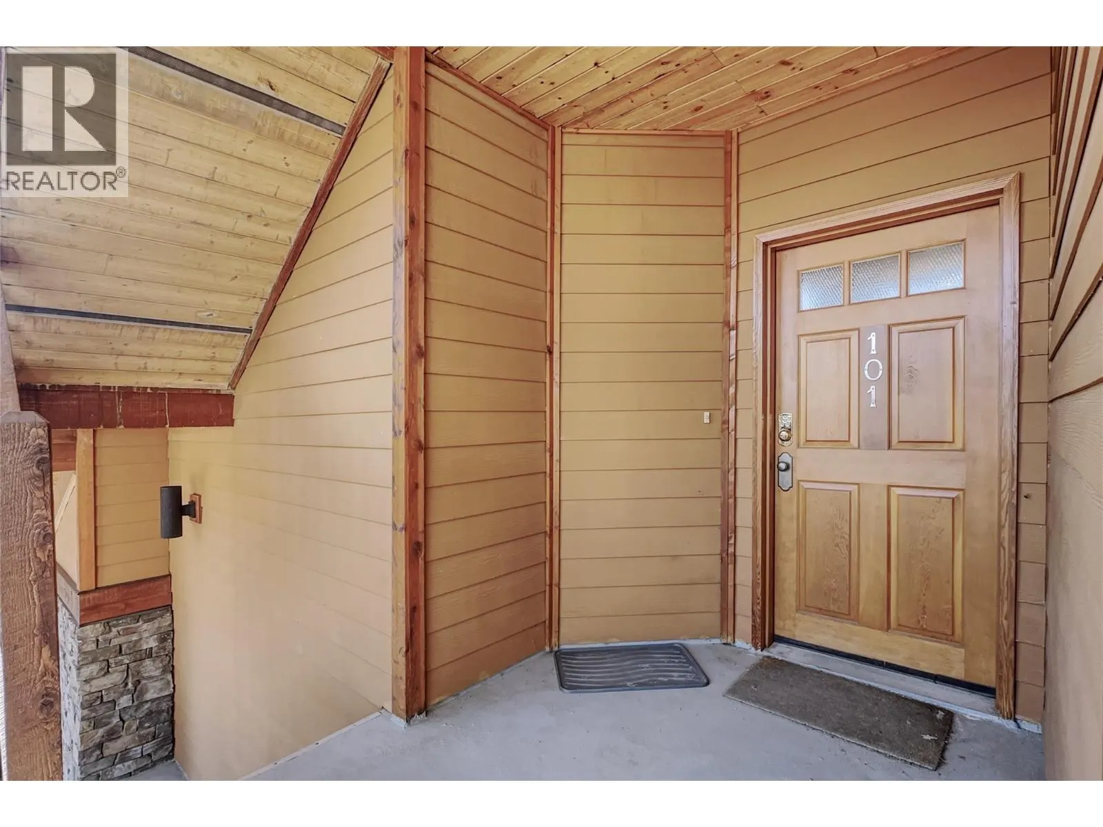 80 Kettle View Road Unit# 101