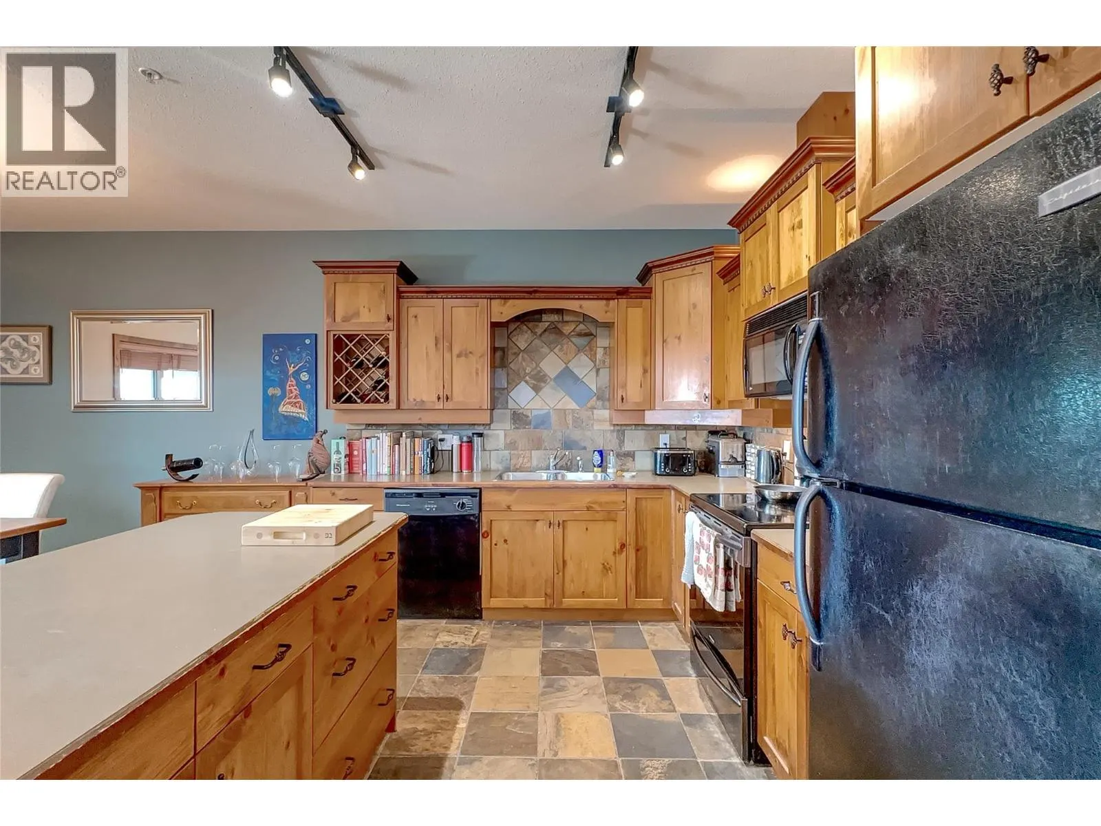 80 Kettle View Road Unit# 101