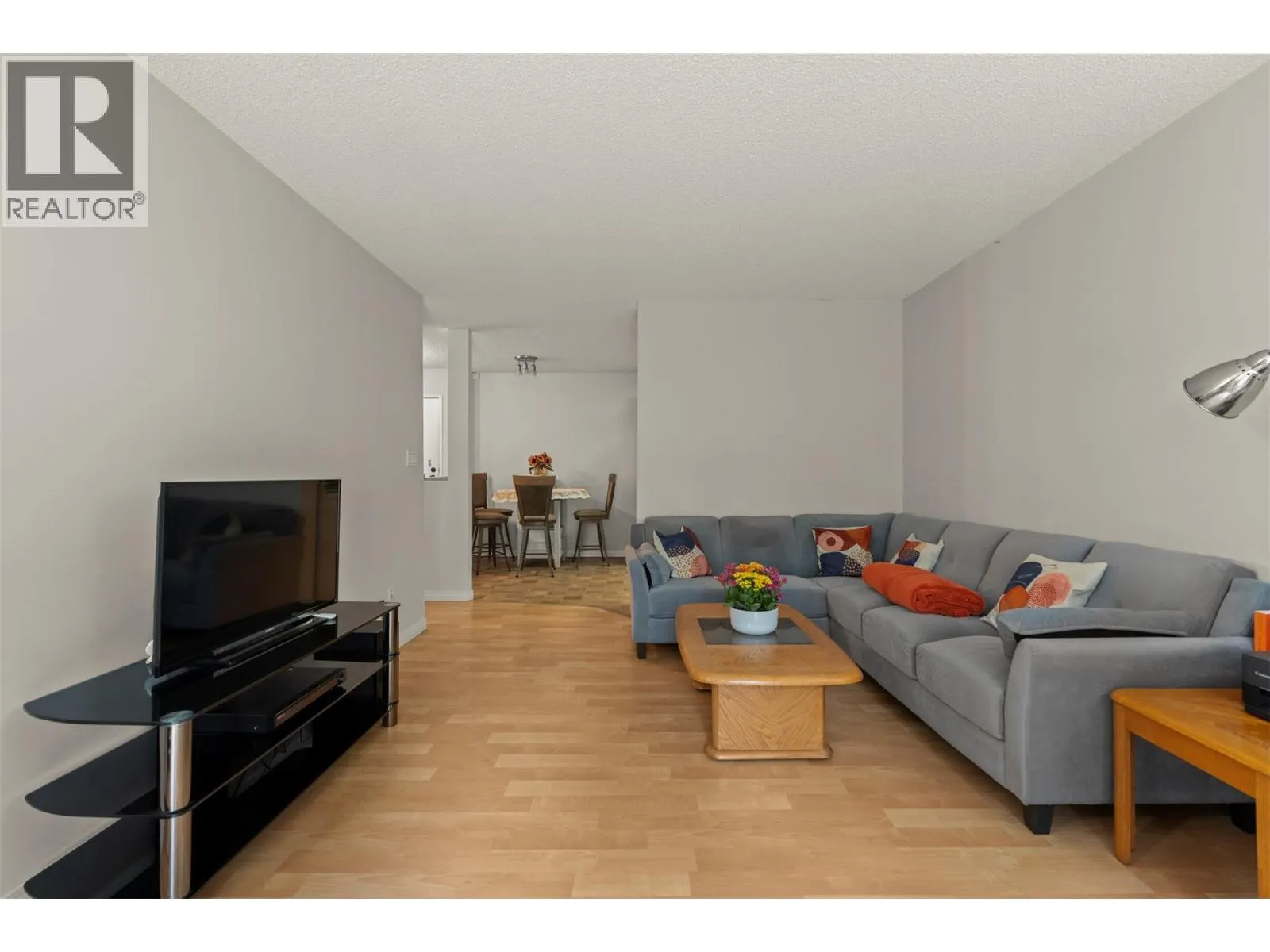 3901 32 Avenue Unit# 318