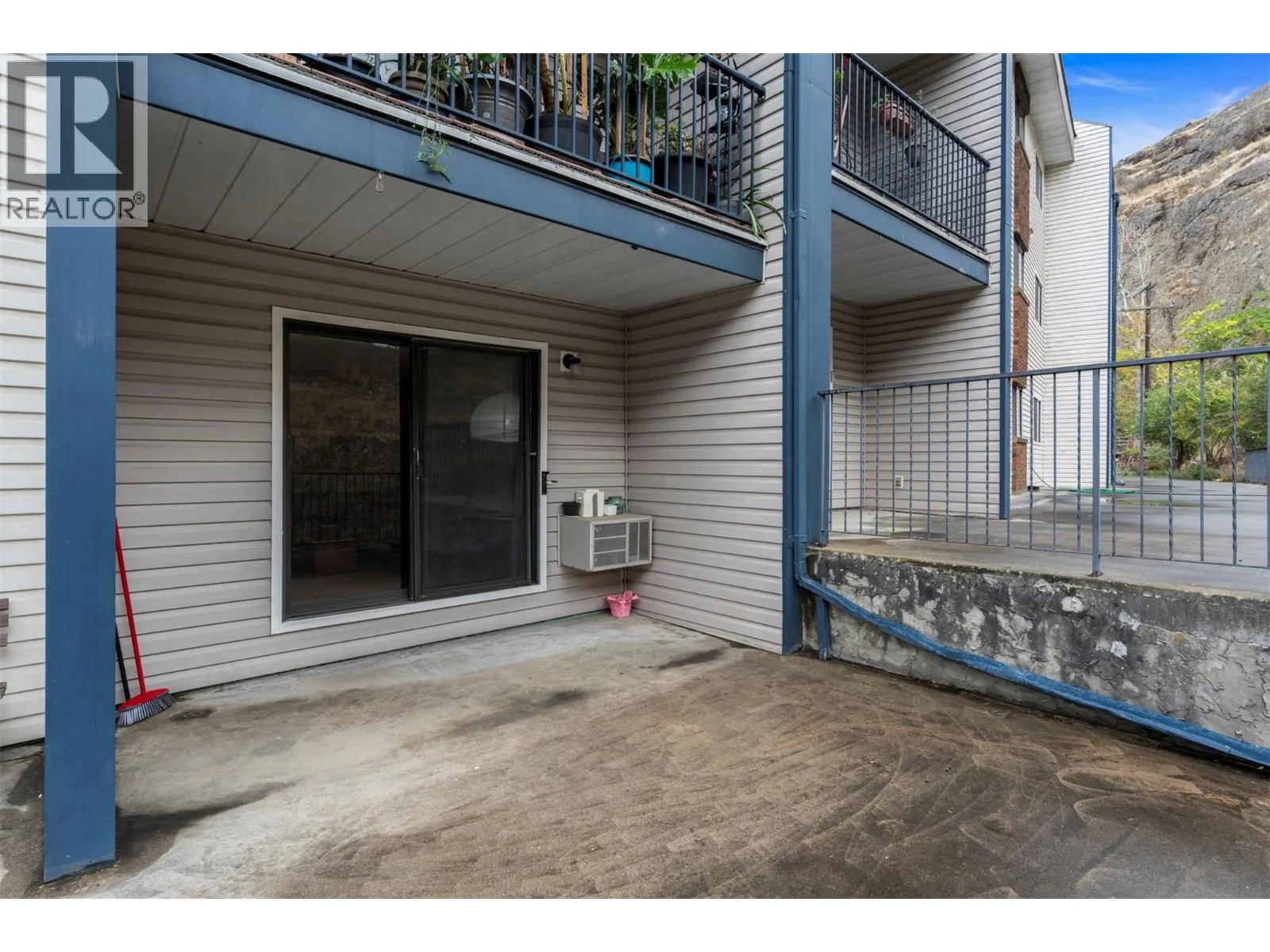 3901 32 Avenue Unit# 318