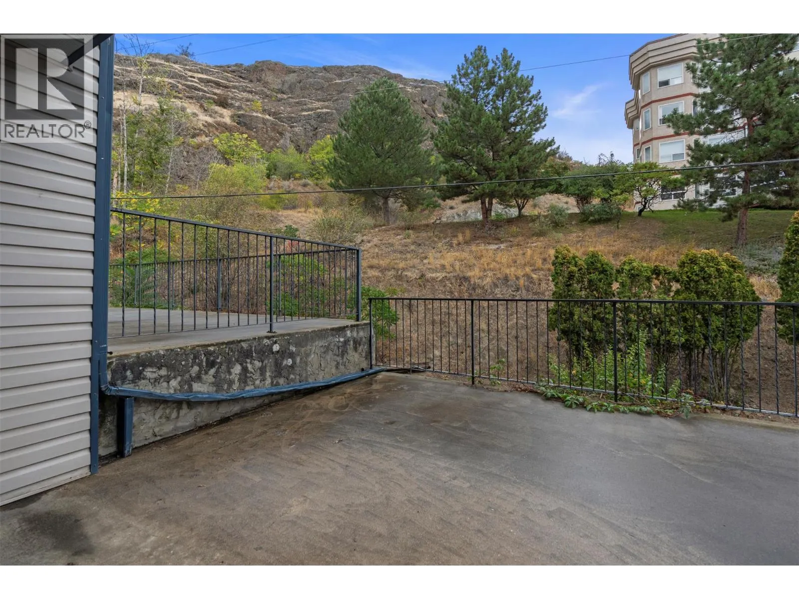 3901 32 Avenue Unit# 318