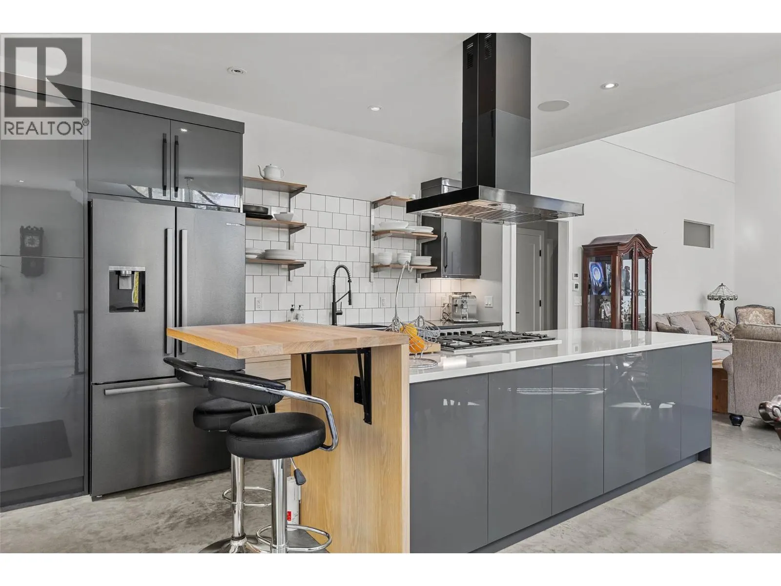 221 Stemwinder Drive