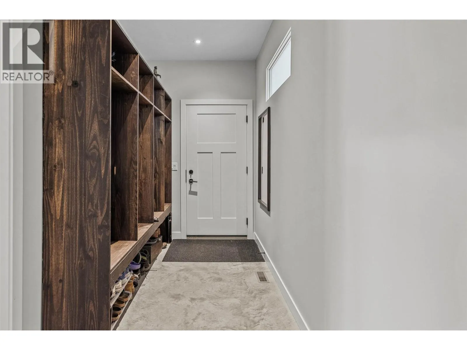 221 Stemwinder Drive