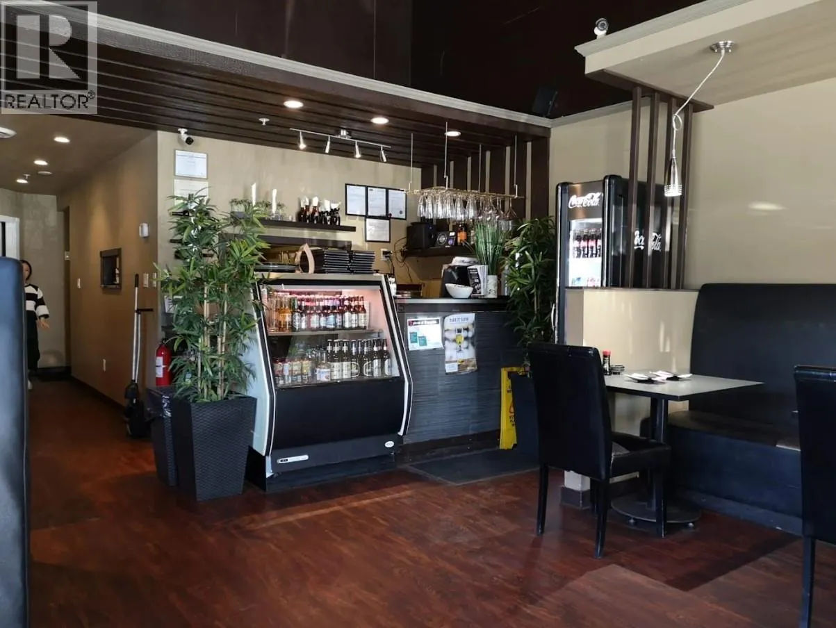 1801 Princeton-Kamloops Highway Unit# 201