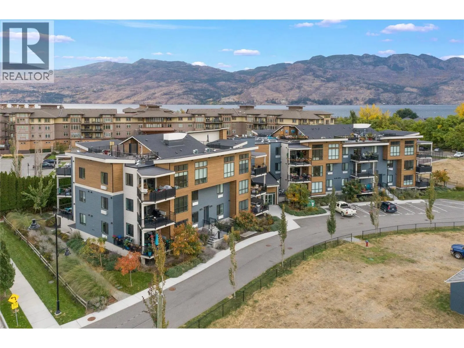 4215 Gellatly Road S Unit# 1208