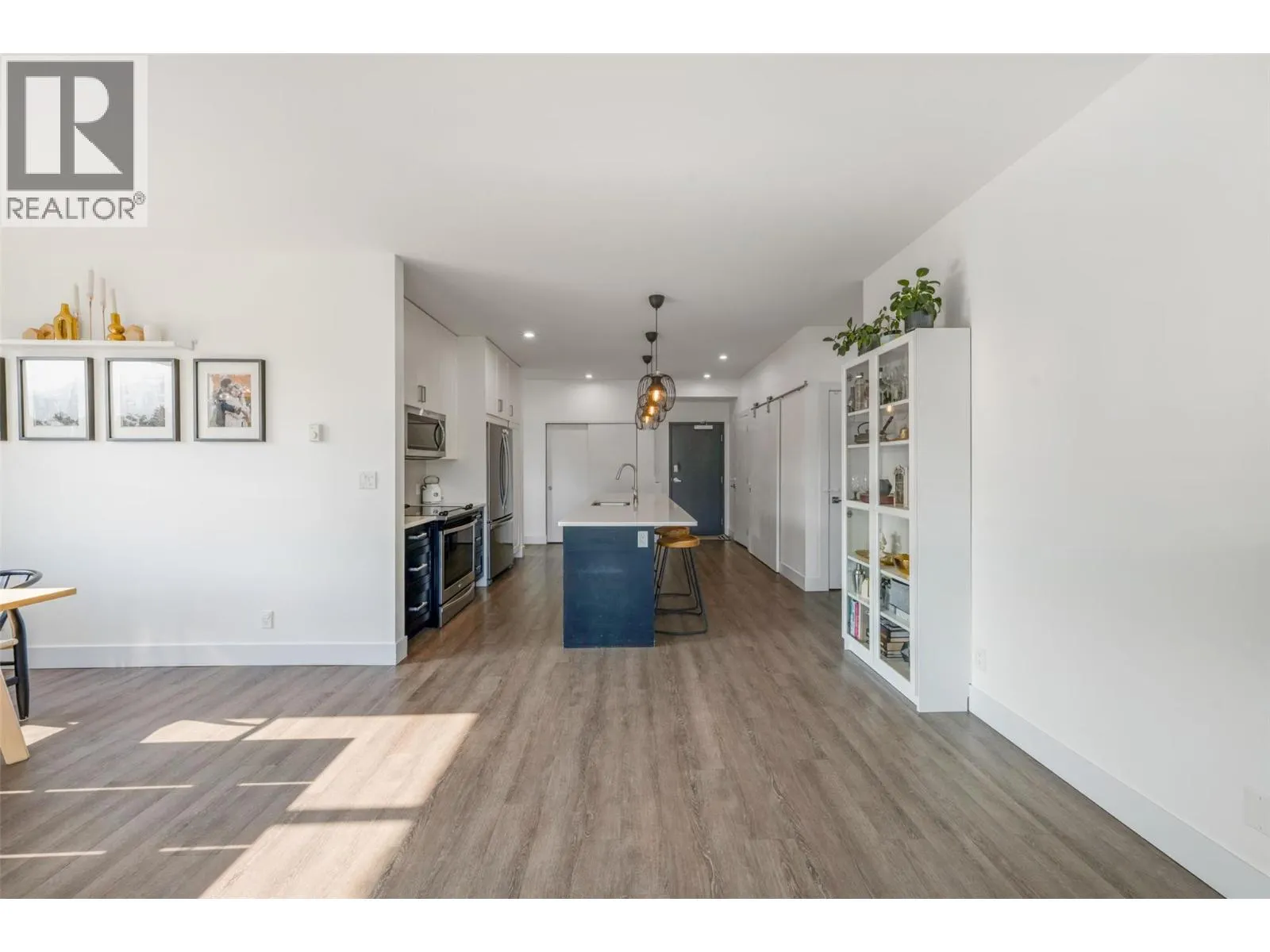 4215 Gellatly Road S Unit# 1208