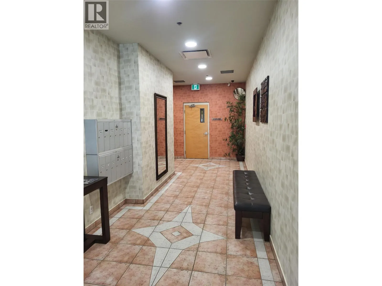 444 Victoria Street Unit# 205