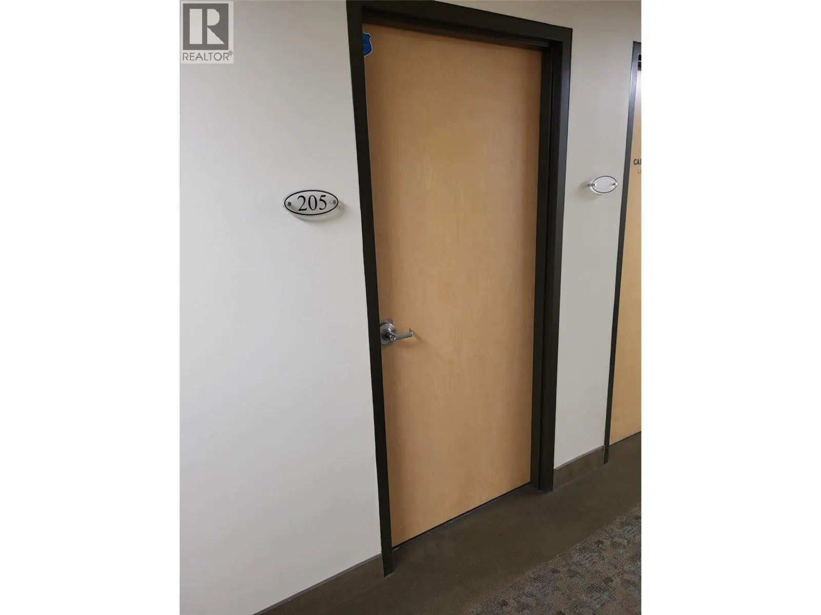 444 Victoria Street Unit# 205