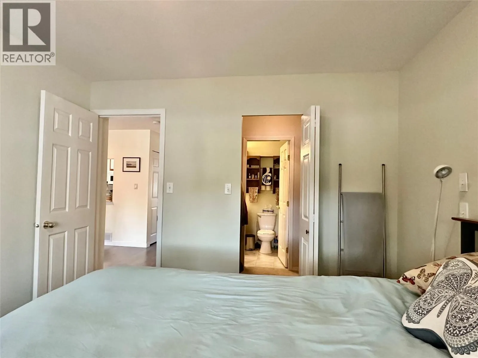 6446 MEADOWS Drive Unit# 35
