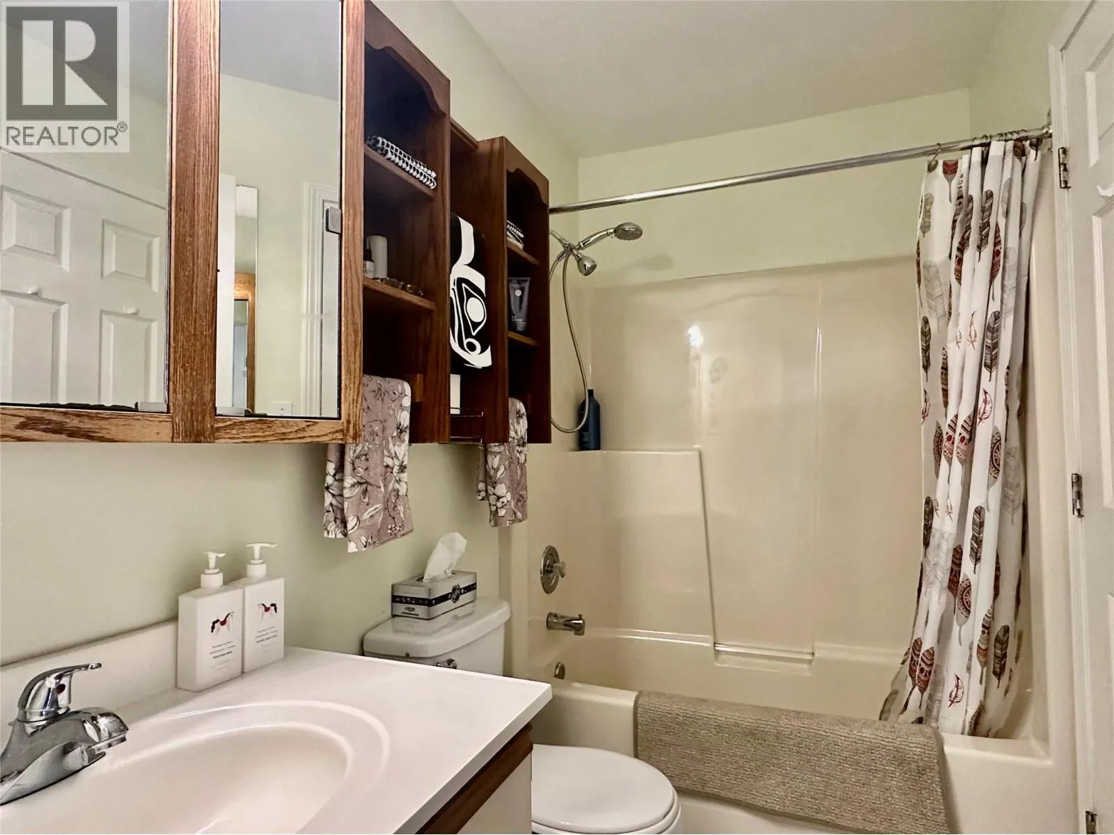 6446 MEADOWS Drive Unit# 35