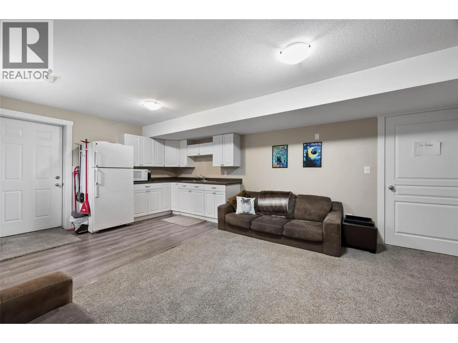 3102 SERLE Court