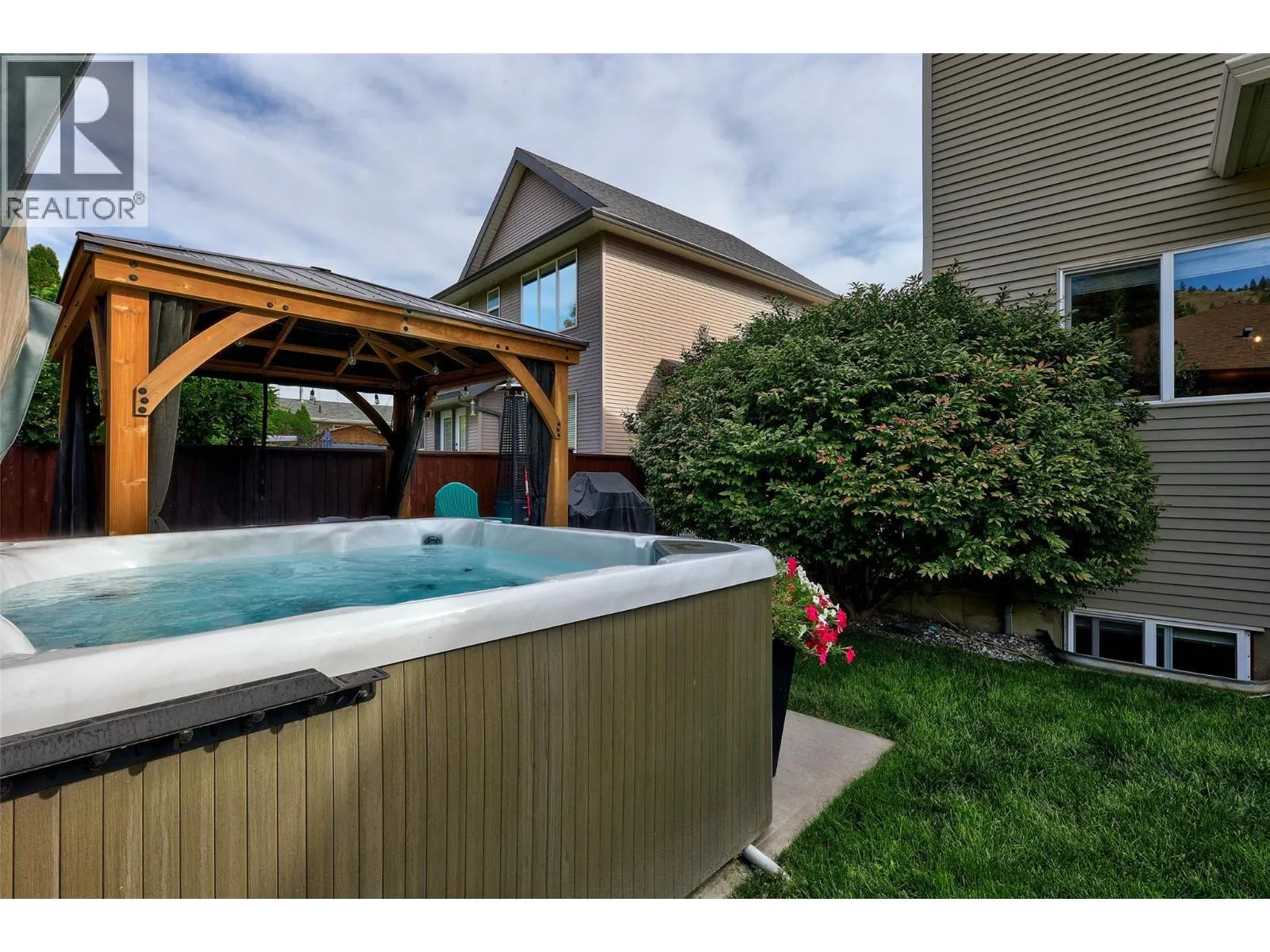 3102 SERLE Court