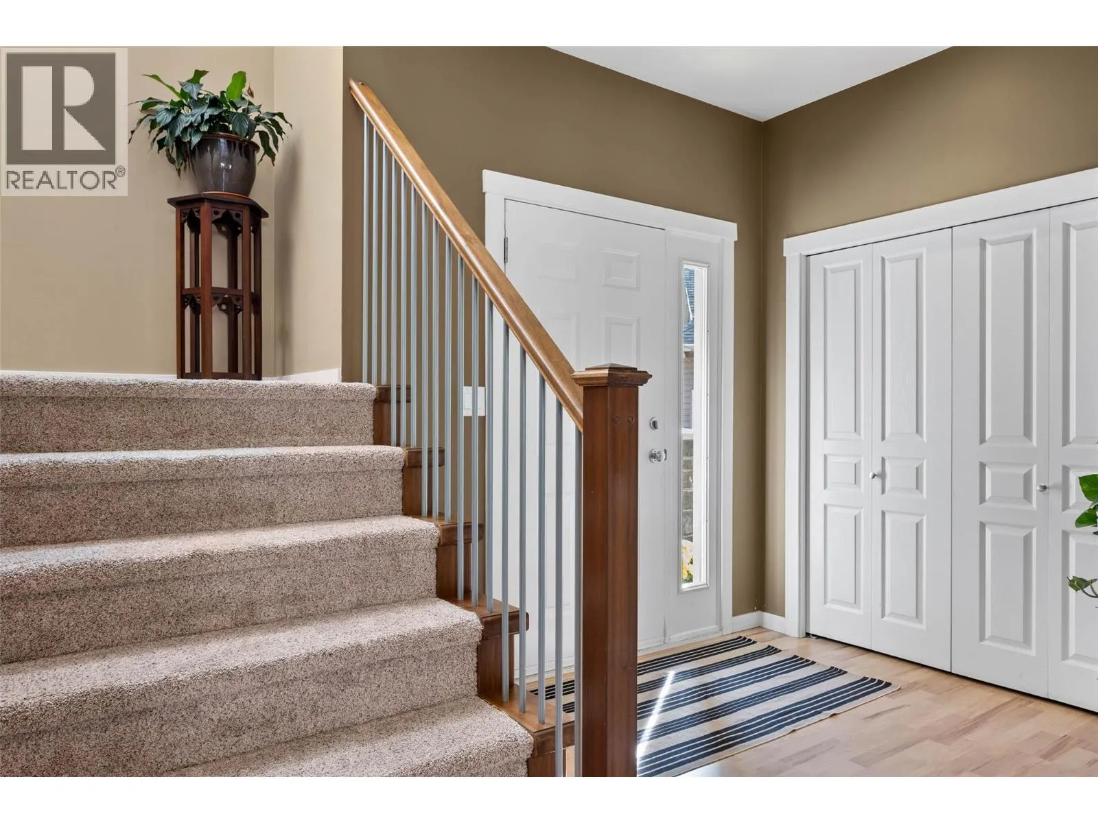 3102 SERLE Court