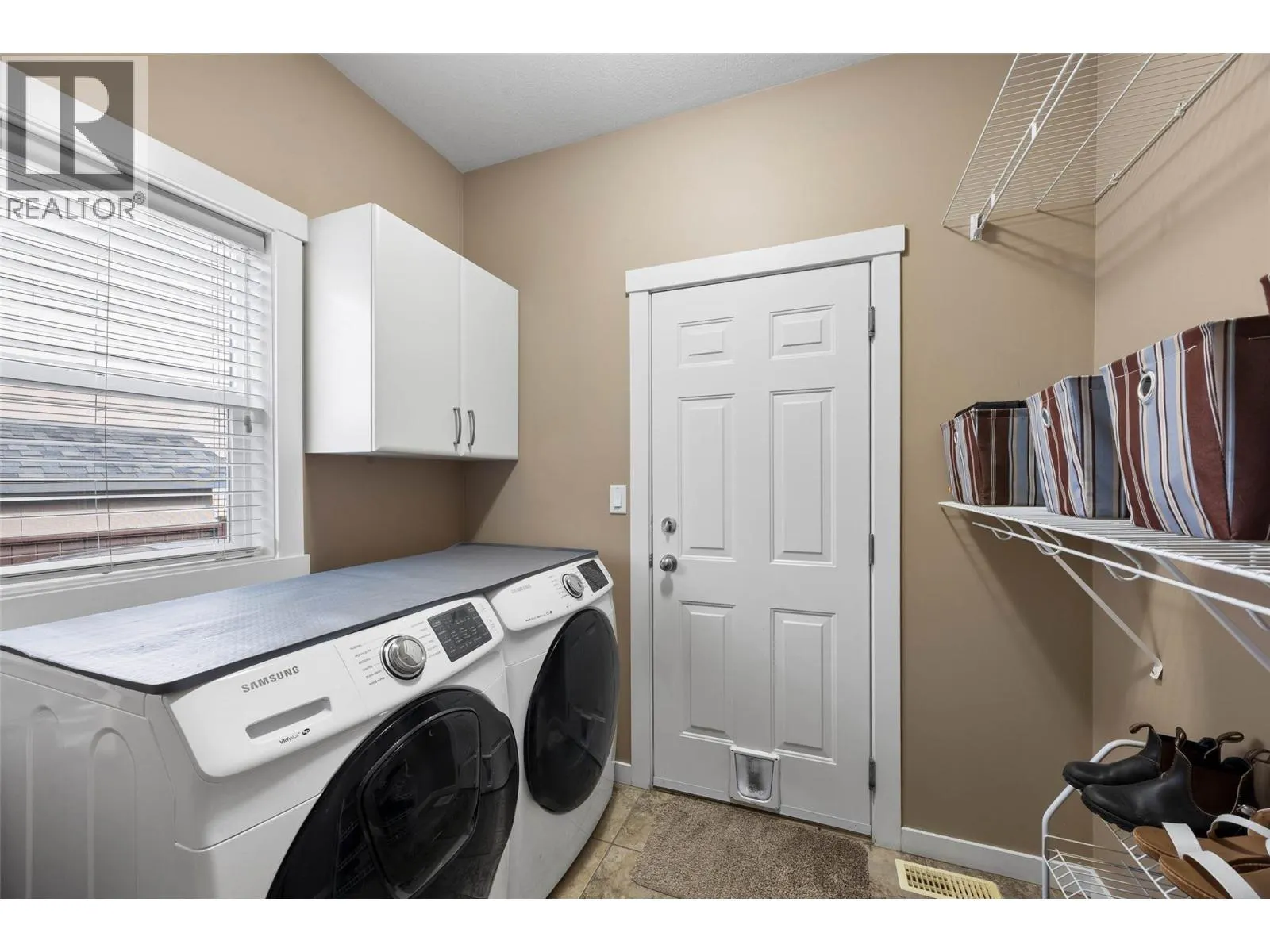3102 SERLE Court