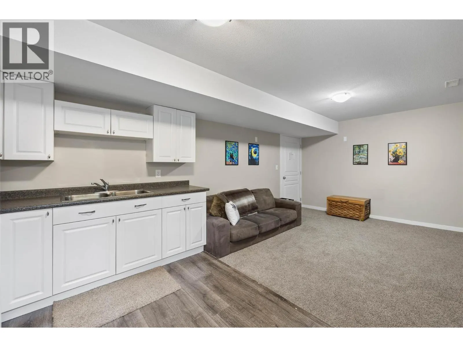 3102 SERLE Court