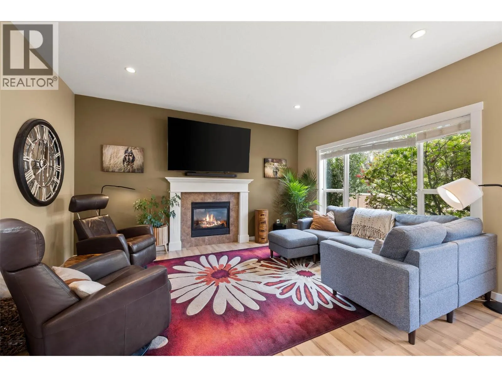 3102 SERLE Court