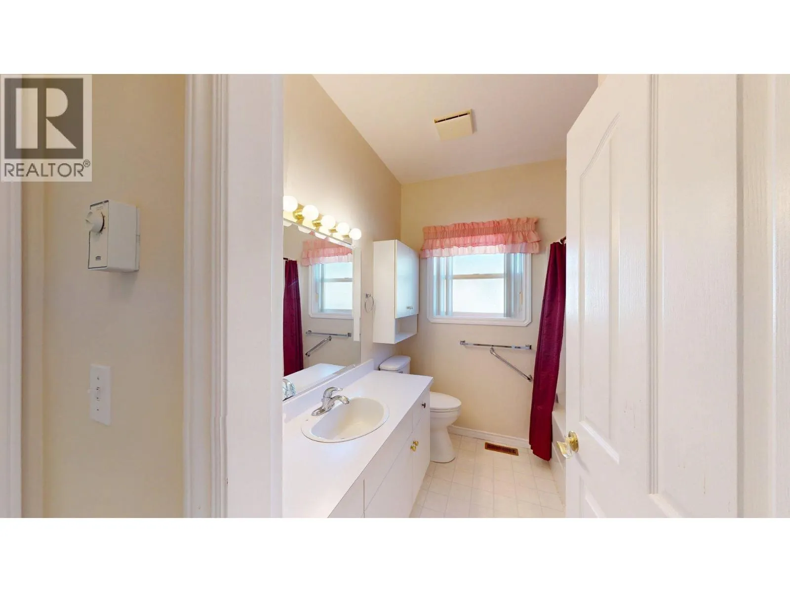 2205 Rockland Avenue Unit# 3