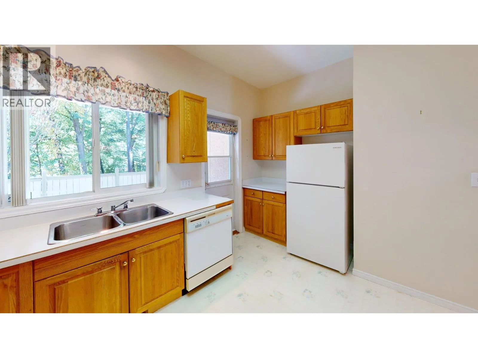 2205 Rockland Avenue Unit# 3