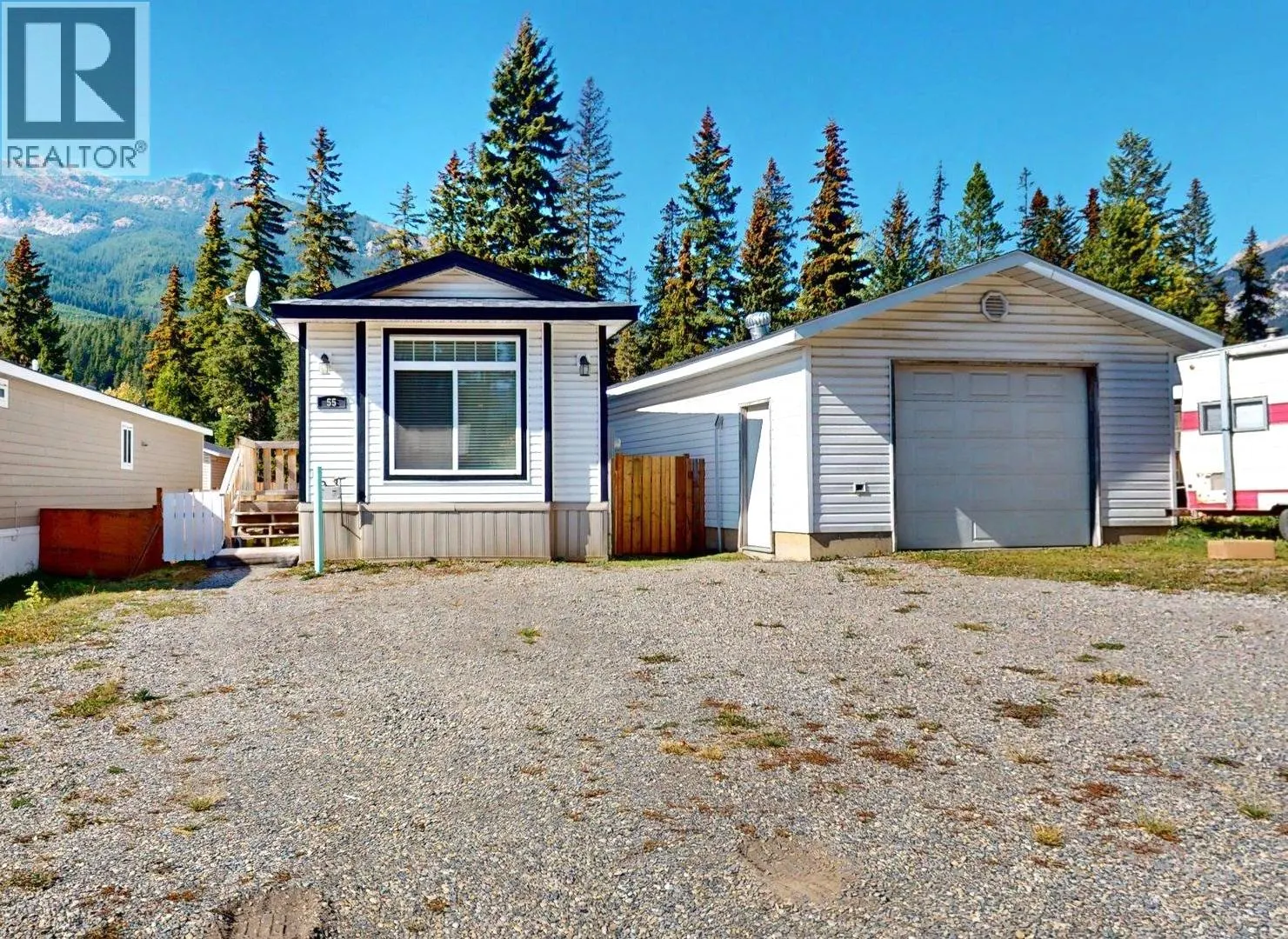 55 CHIMO Crescent