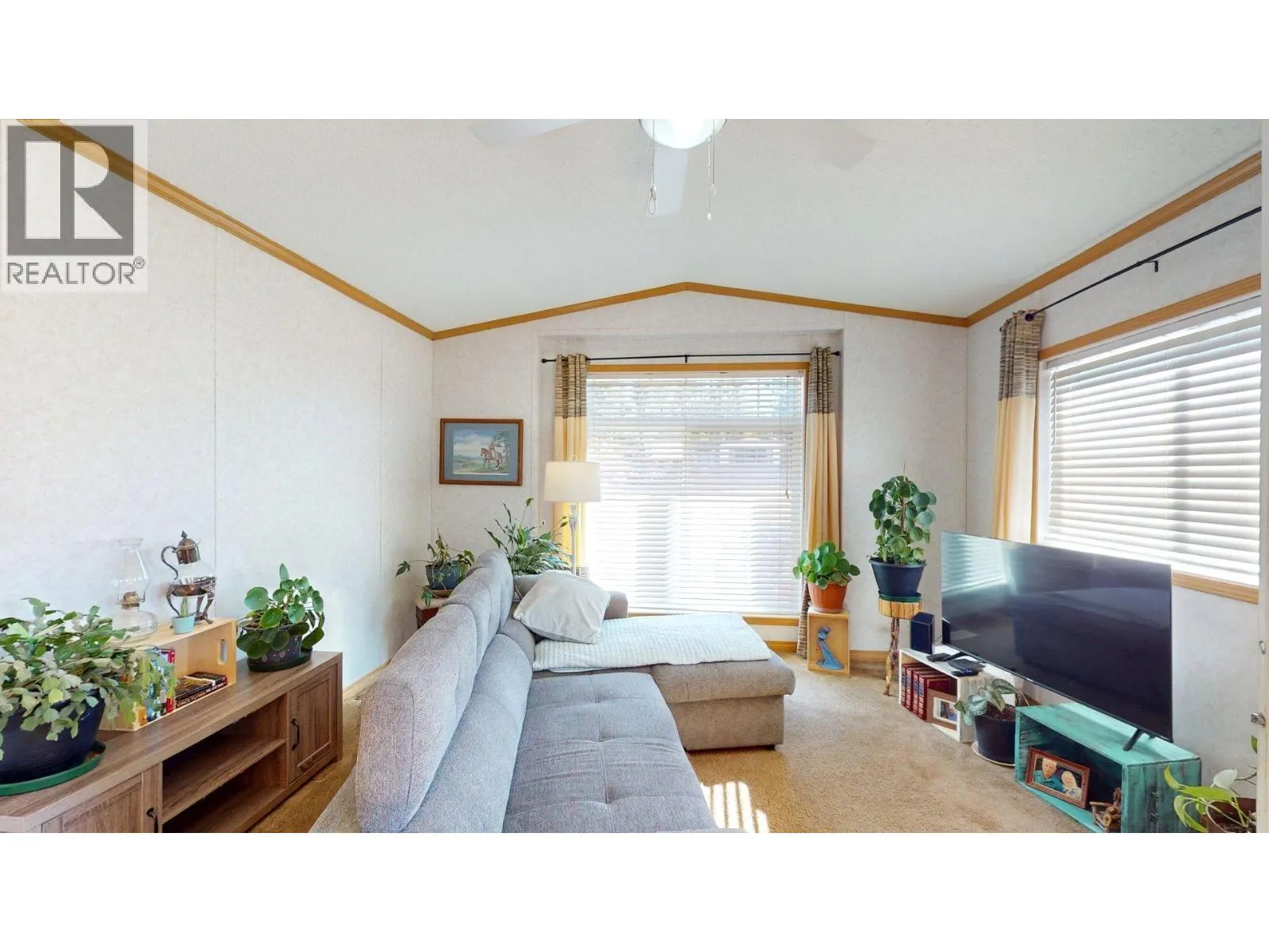 55 CHIMO Crescent