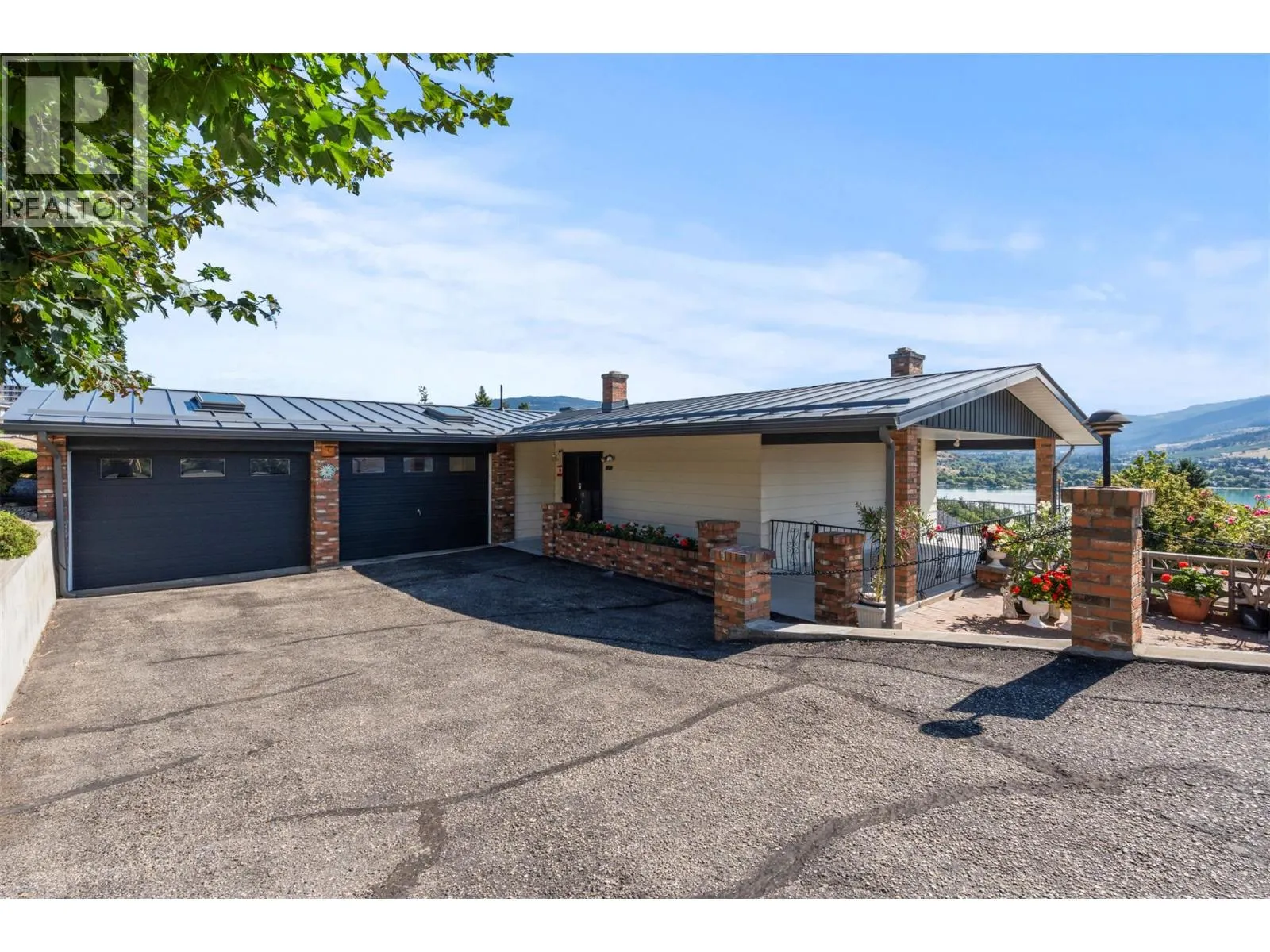 8804 Fitzmaurice Lane