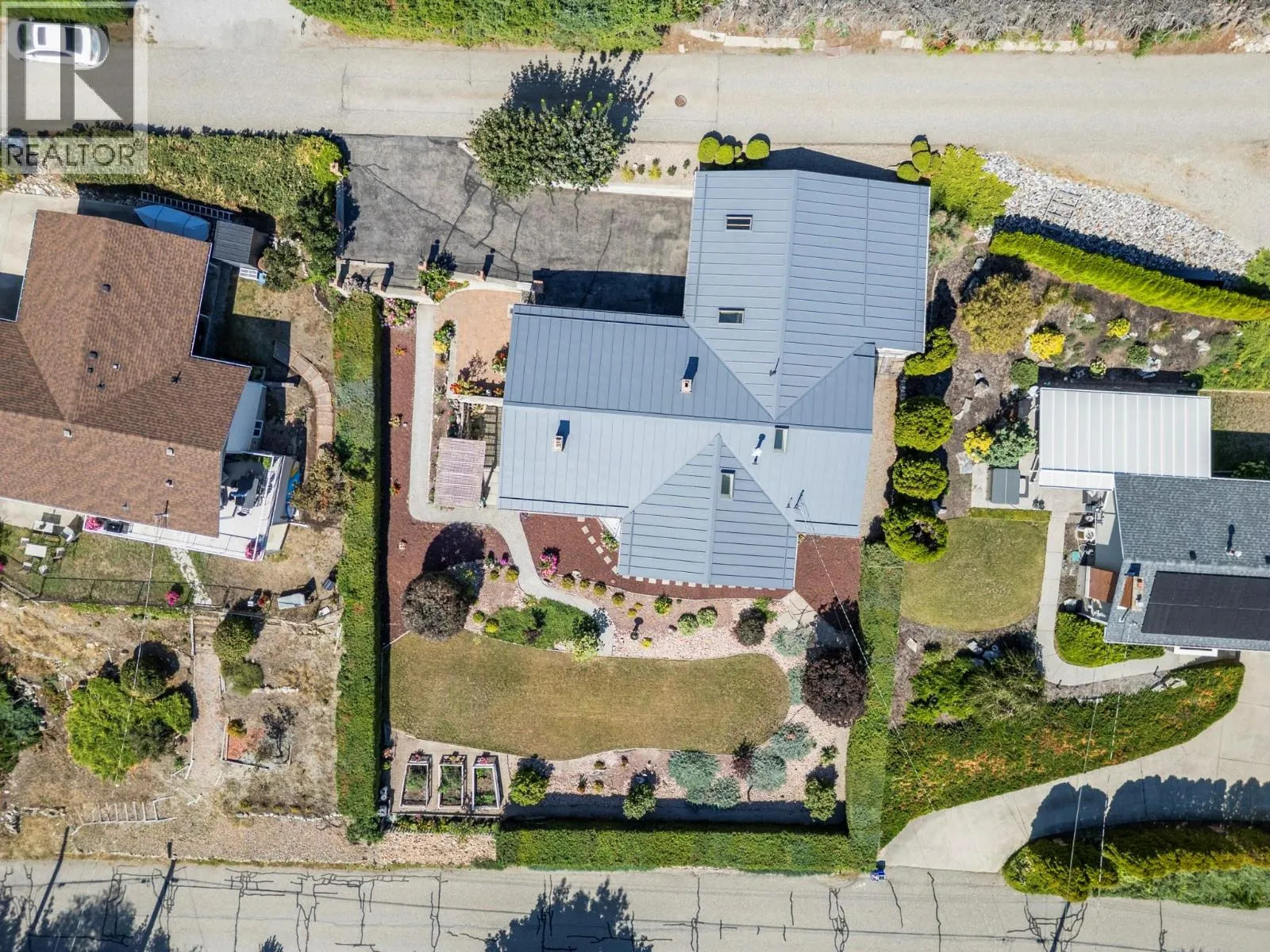 8804 Fitzmaurice Lane