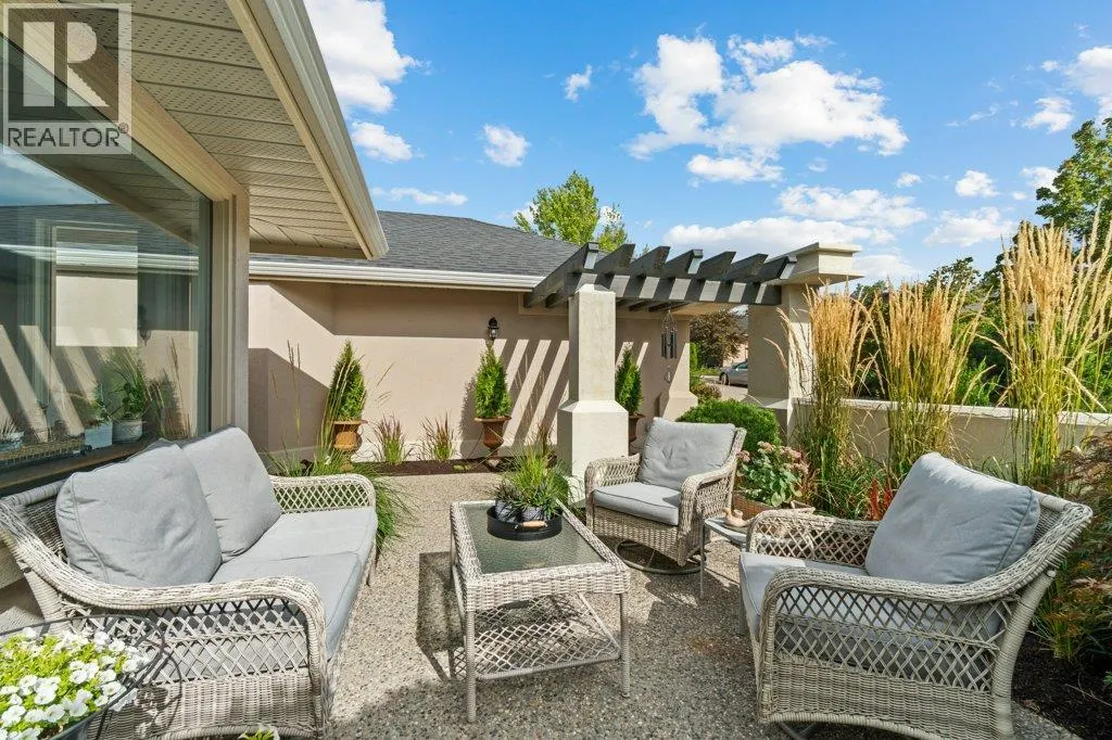 4222 Gallaghers Crescent