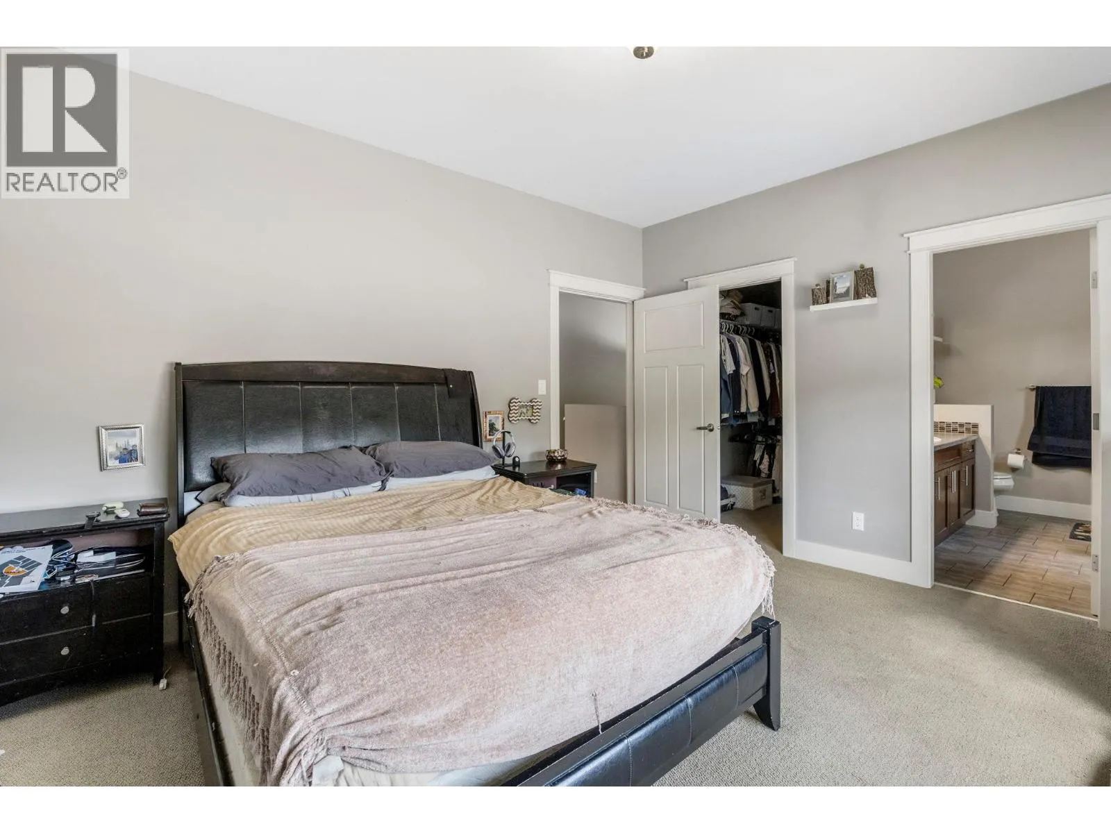 3606 25 Avenue Unit# 103