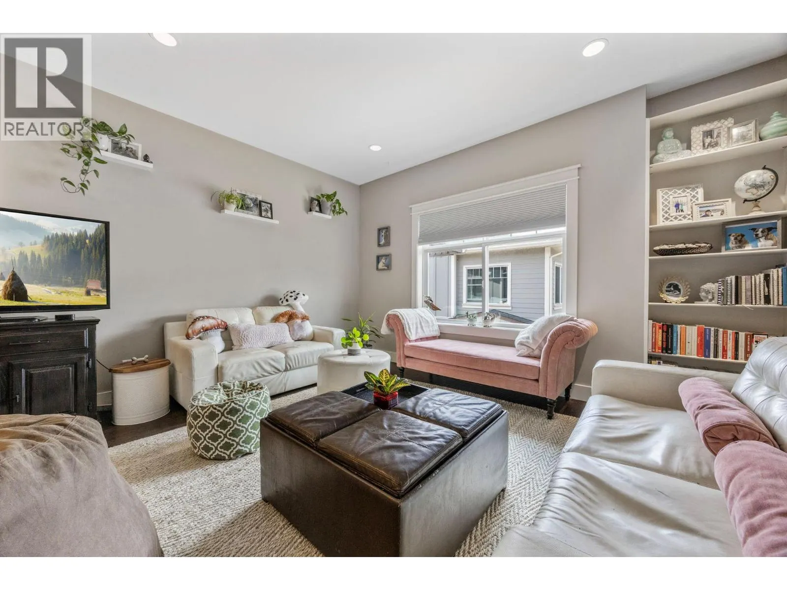 3606 25 Avenue Unit# 103