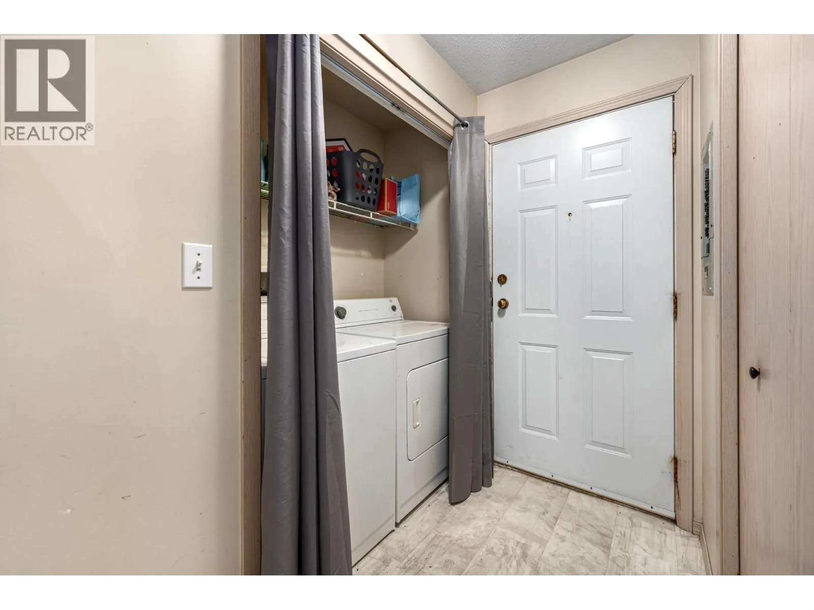 2802 GRANDVIEW Heights Unit# 301 Lot# SL9