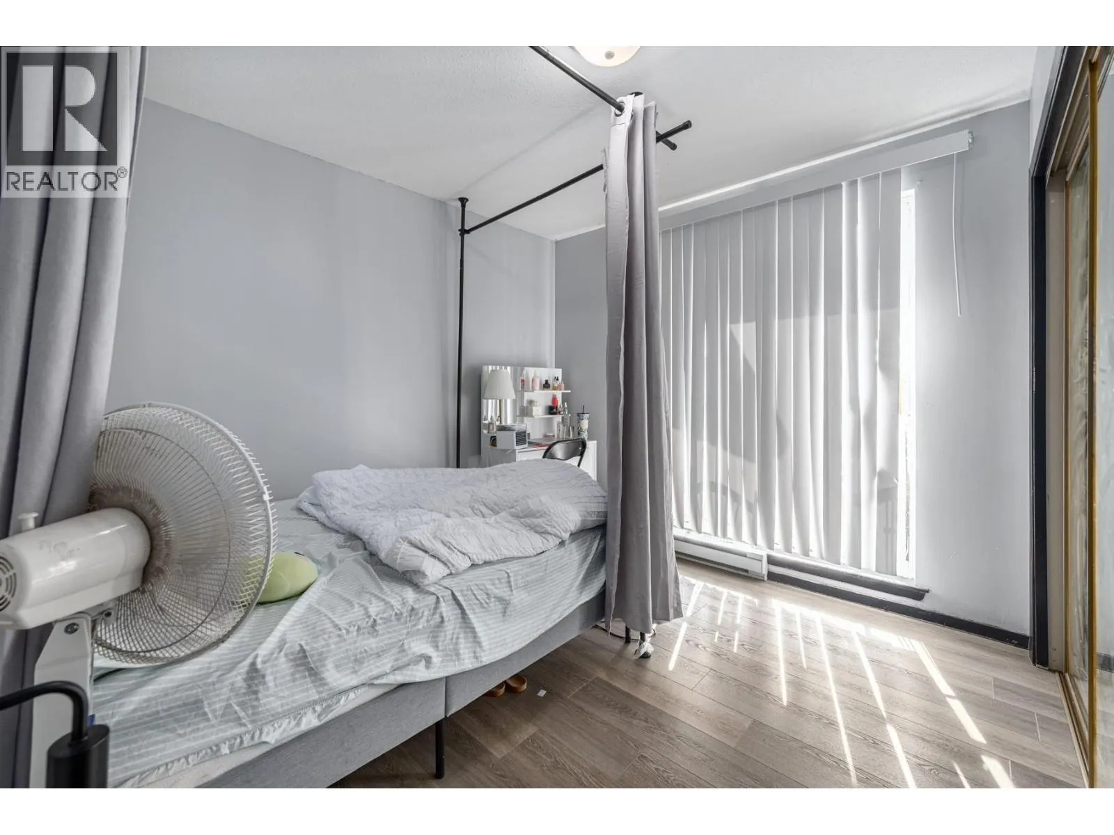 2802 GRANDVIEW Heights Unit# 301 Lot# SL9