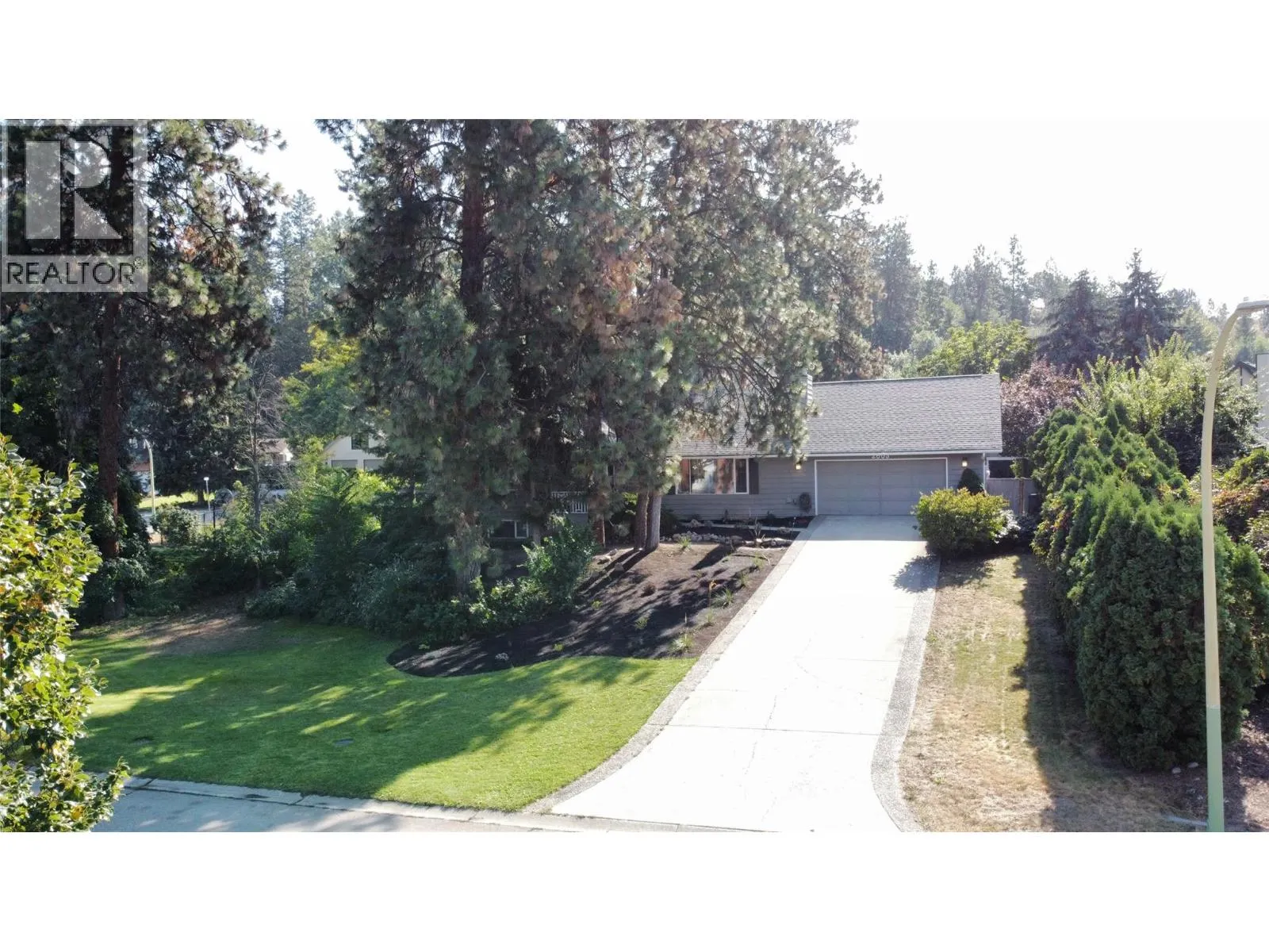 2605 Alberta Court