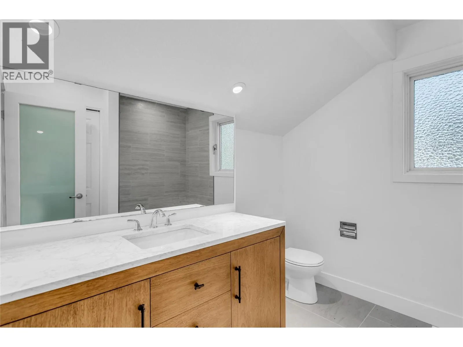 2605 Alberta Court