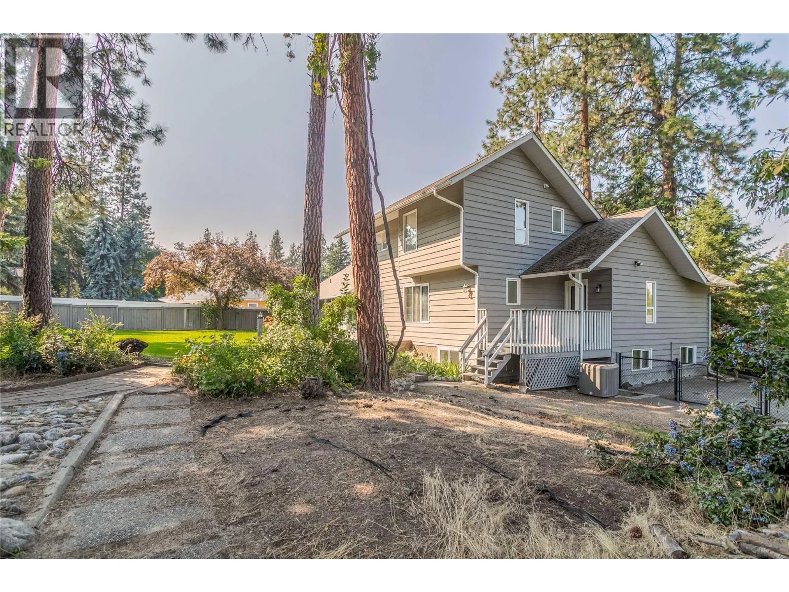 2605 Alberta Court