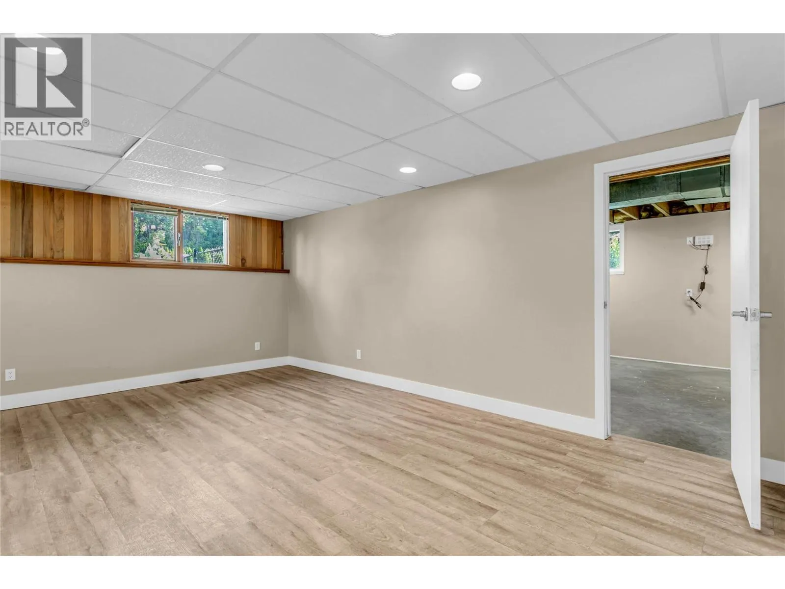 2605 Alberta Court