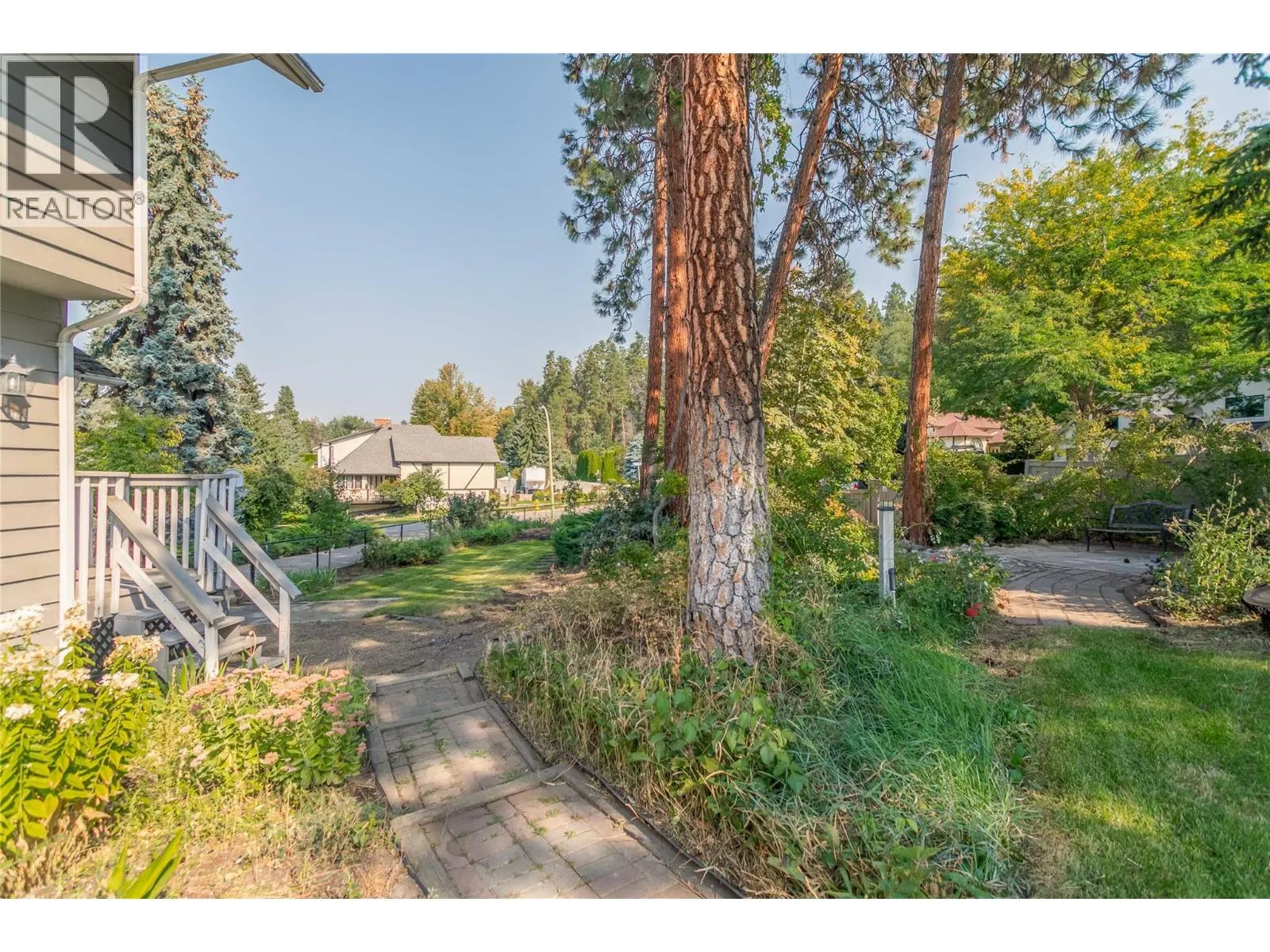 2605 Alberta Court