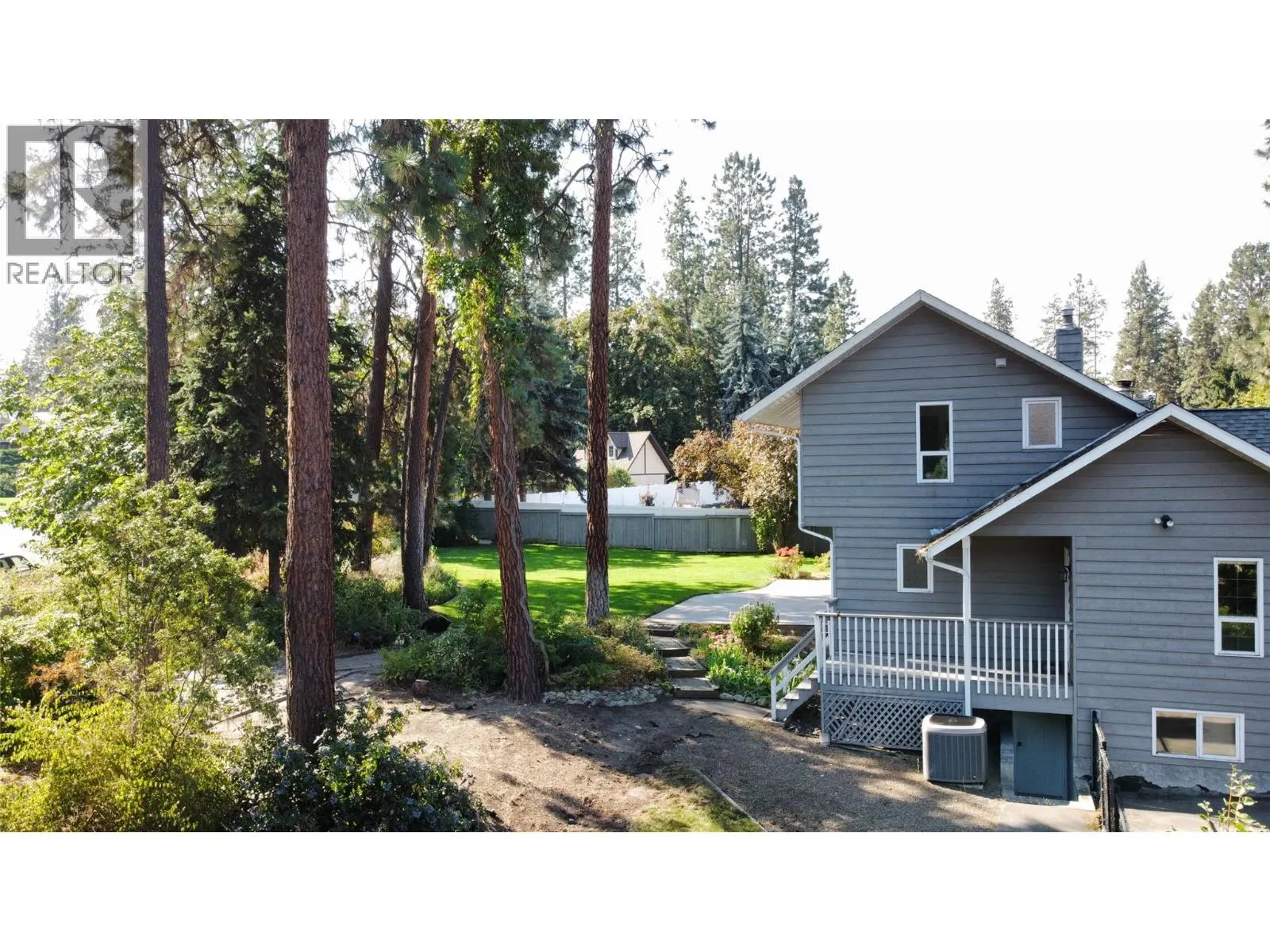 2605 Alberta Court