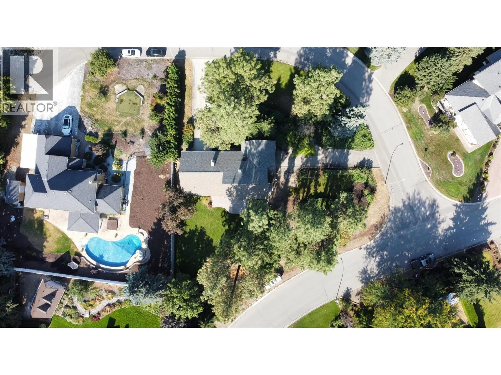 2605 Alberta Court