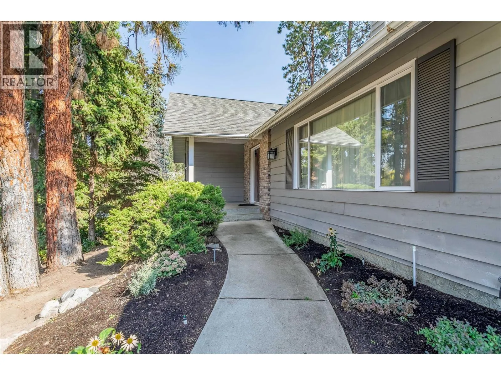 2605 Alberta Court