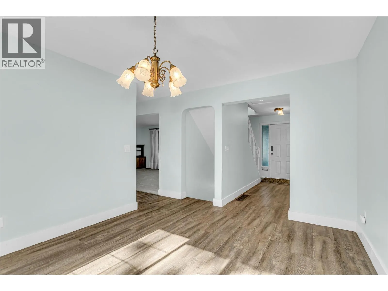 2605 Alberta Court