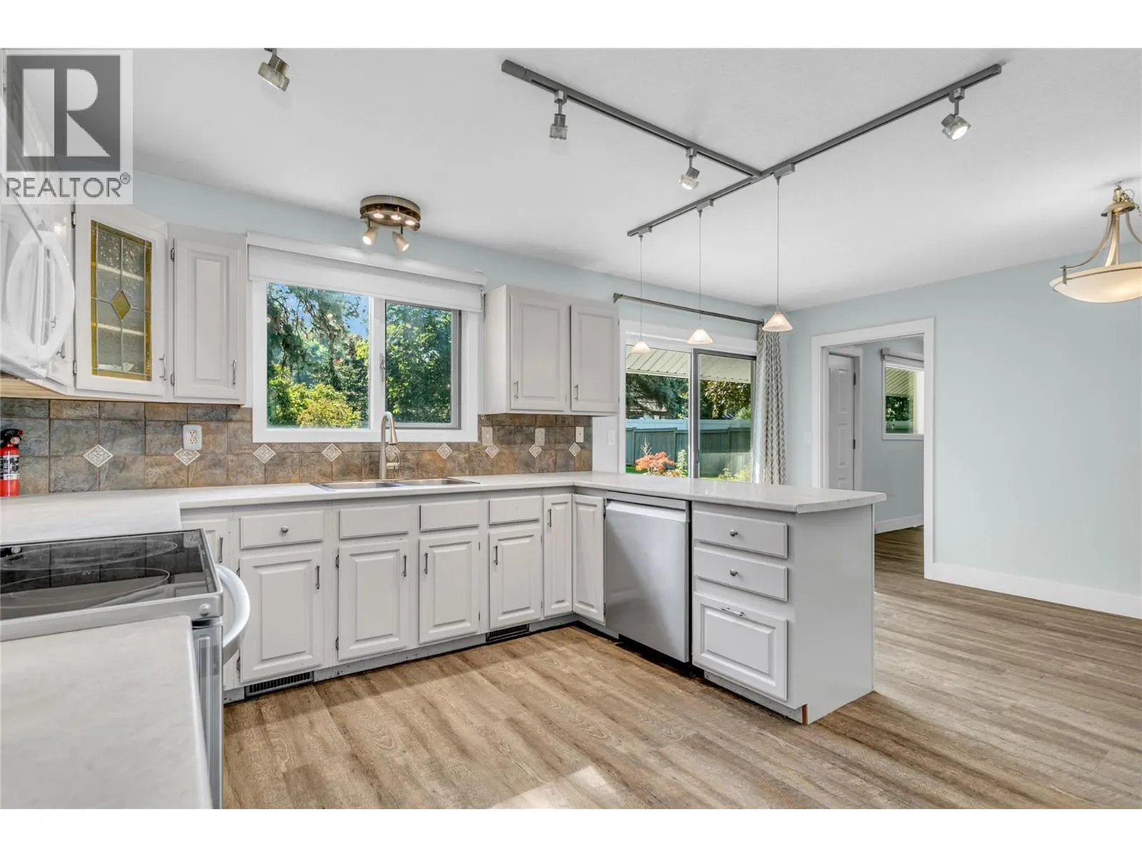 2605 Alberta Court